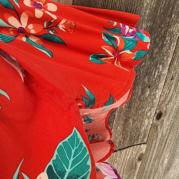 Old Navy Floral V-Neck Sleeveless Top Size XL - Picture 4 of 5